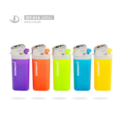 Disposable Cute Flint Lighter Petit et facile à transporter Style spécial avec compétitif