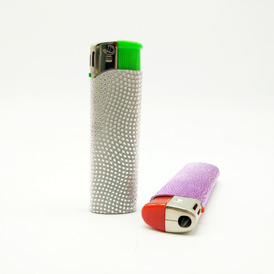 Allumeur à gaz au butane rechargeable avec personnalisation au diamant rose