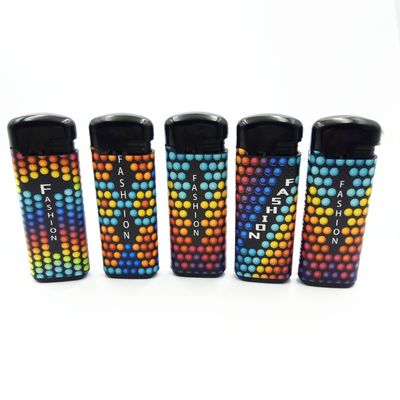 Dongyi EUR Style classique Flip Windproof Gas Lighter Dy-F008 avec une demande personnalisée