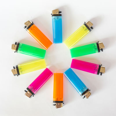 Allume-cigare en plastique jetable avec 5 couleurs et 8,0*2,37*1,18 cm