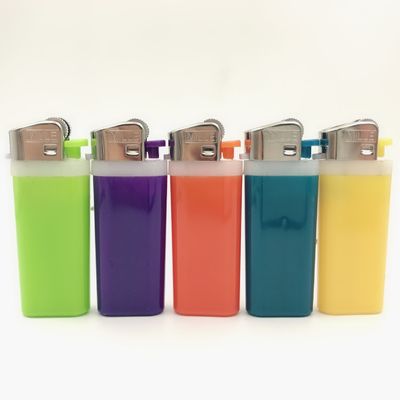 Demande personnalisée Accepté Lumière à gaz en plastique jetable à flint et N.W/G.W 18/19 kg