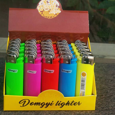 Appareil de fumage rechargeable en plastique modèle N° DY-098 pour les besoins de fumage en extérieur