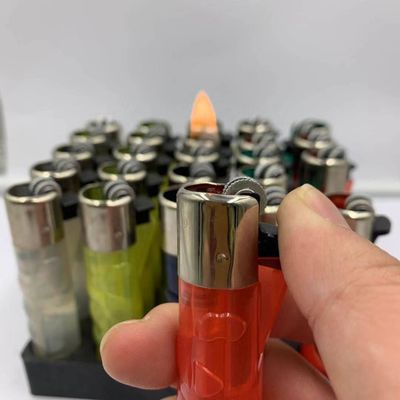L'allume-cigarette rechargeable 7.47*2.24*1.7 cm