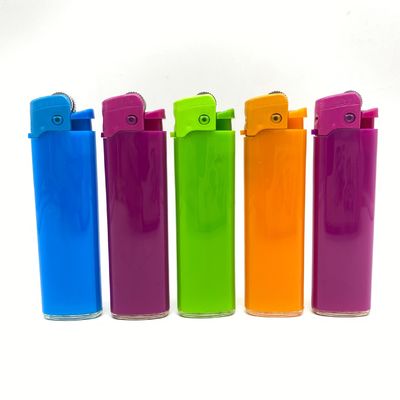 Appareil de poche à gaz de silex rechargeable et personnalisable