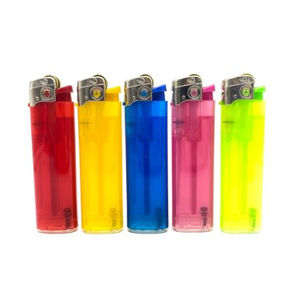 L'allumeur d'allumettes de silex rechargeable ou jetable pour cadeau ou décoratif de cigarette