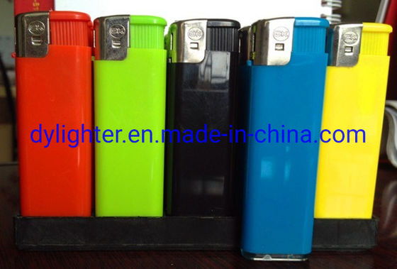 Allume-cigare électronique à gaz personnalisable avec certificat EN13869 et ISO9994