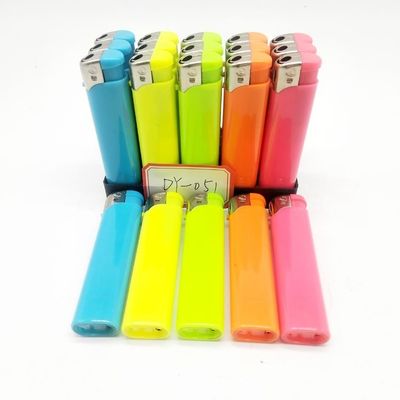 Cigarette électronique en plastique Accendini allume-cigare avec de Hunan Dongyi