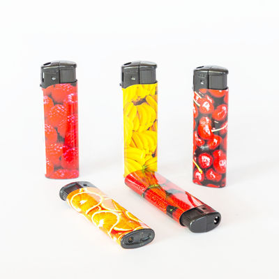 82*24,2*12,3 mm allumeur à gaz électronique à butane rechargeable en alliage de zinc en plastique