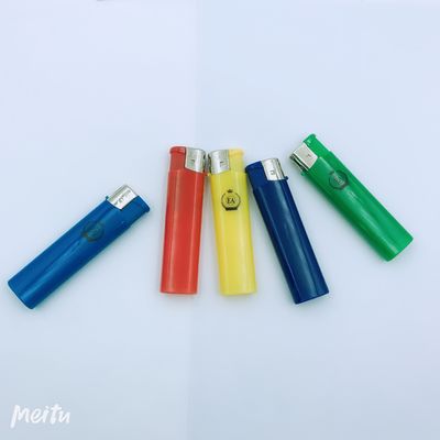 Logo de l'imprimante BBQ et bouchon noir allume-cigarettes électroniques jetables modèle N° DY-062