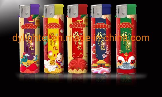 Logo personnalisé Cinq briquets de couleur avec personnalisation et personnalisation