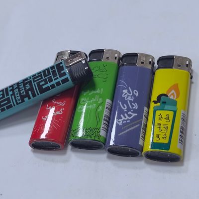 Légère en plastique ISO9994 rechargeable avec logo personnalisé pour fumer électroniquement