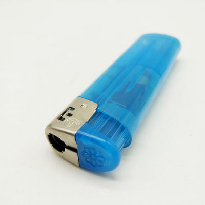 7.77*2.29*1.25 CM Rechargeable multicolore étanche au vent allume-cigare en plastique