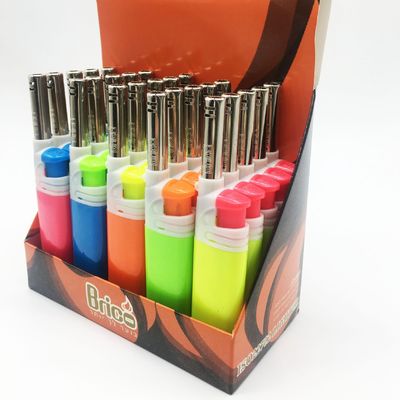 Design Cigaret Candle Picnic allumettes à gaz pour cuisiniers sur demande personnalisée Remplaçable