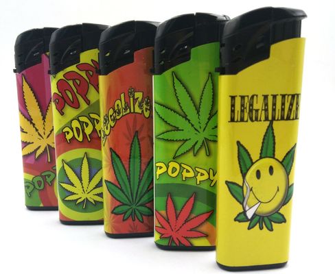 Allume-cigarettes jetable à base de flint pour fumer comme cadeau décoratif 82*24,9*11,6 mm