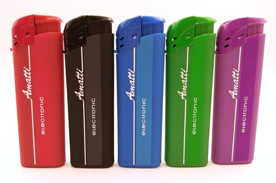 Des briquets à gaz au butane personnalisés et à la mode, rechargeables et jetables