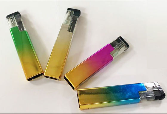 Allumeur à gaz électrique rechargeable en plastique résistant au vent avec rechargeable en fer coloré