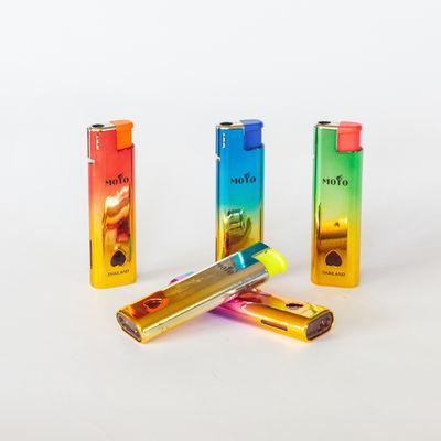 Design à la mode Dy-F018 allume-cigare en plastique étanche au vent avec option de personnalisation
