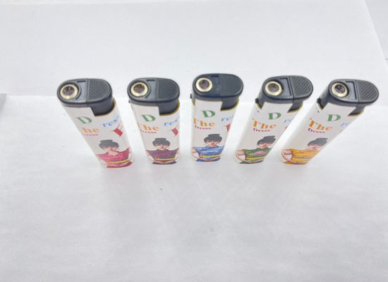 Donyi DY-F028 allume-cigare au butane en plastique avec étiquette et modèle le moins cher N° DY-F028