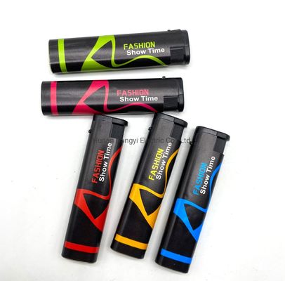 Personnalisation autocollant enveloppé article de briquet électrique jetable pour cadeau de souvenir